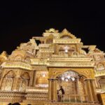 १०० किलोग्राम सुनले सजाइएको सिलगढी सेन्ट्रल कोलोनीमा रहेको देवी दुर्गाको मूर्तिको भव्य उद्घाटन तृतीयाको पूर्वसन्ध्यामा भएको थियो